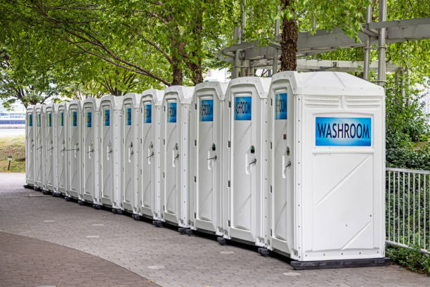 Best Portable toilet rental cost  in Aurora, OH
