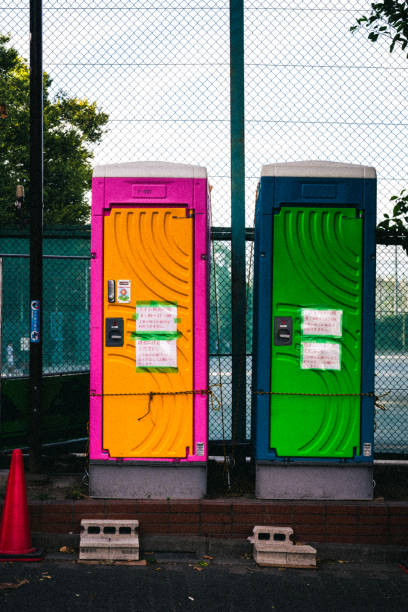 Porta potty delivery and setup in Aurora, OH